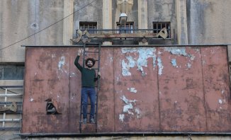 قاسم إسطنبولي يعيد الحياة للسنيما في طرابلس من خلال &quot;المسرح الوطني اللبناني&quot;